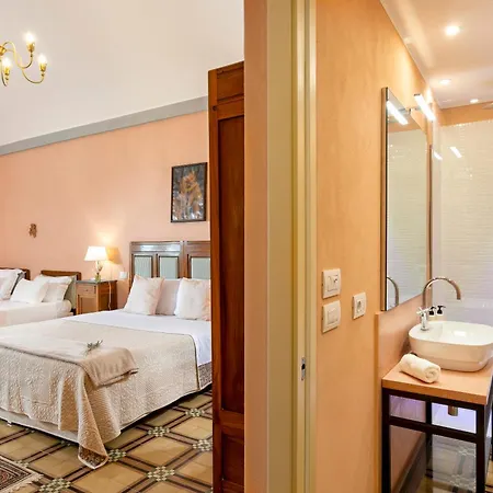 Il Vescovo, Incredible Attic In Center Of Montepulciano, Luxe Apartment Montepulciano