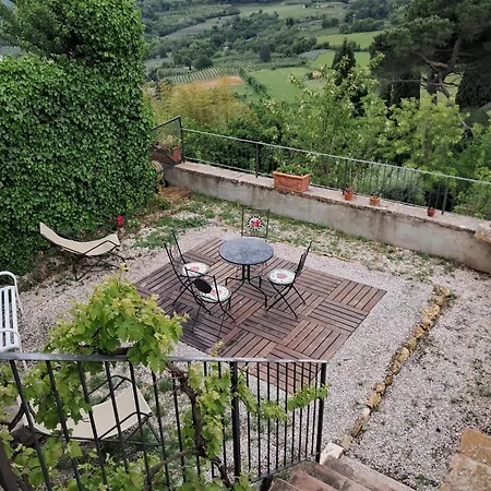 Il Vescovo, Incredible Attic In Center Of Montepulciano, Luxe Apartment *