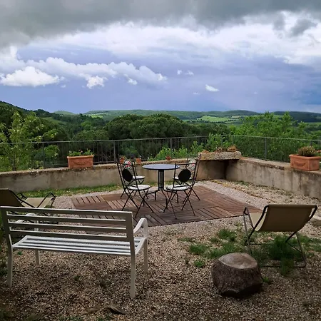 Apartment Il Vescovo, Incredible Attic In Center Of Montepulciano, Luxe *